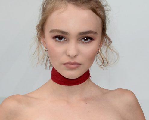 Lily Rose Depp : Source