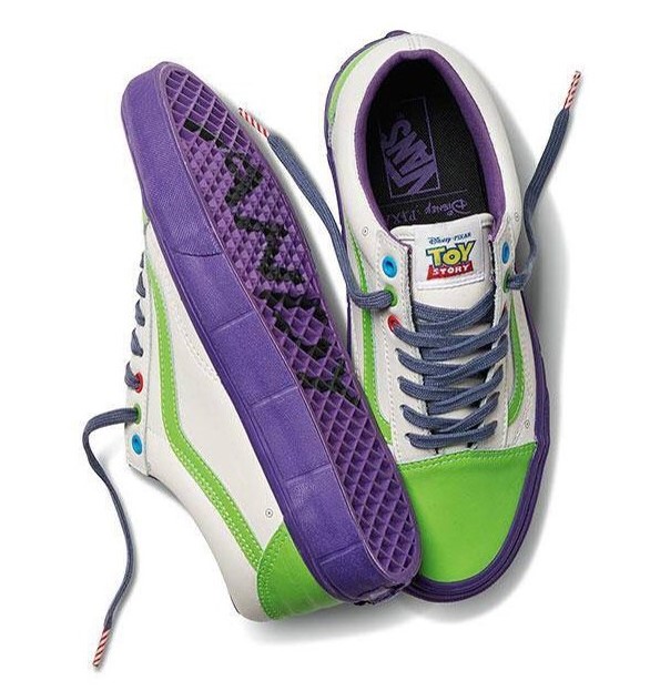 baskets vans toy story